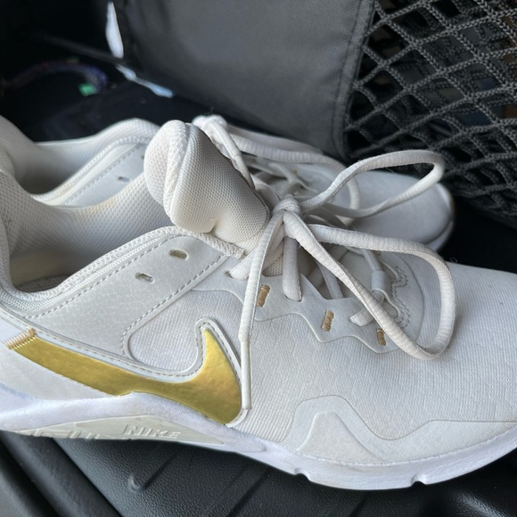 Nike Legend Essentials White and Gold Sneakers Women’s 7 - Picture 8 of 9